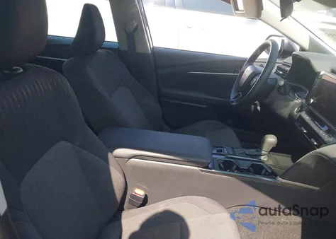 2025 Toyota Camry Le from USA, damaged, VIN 4T1DAACKXSU031801